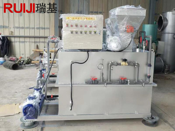 高分子自動(dòng)泡藥機(jī)
